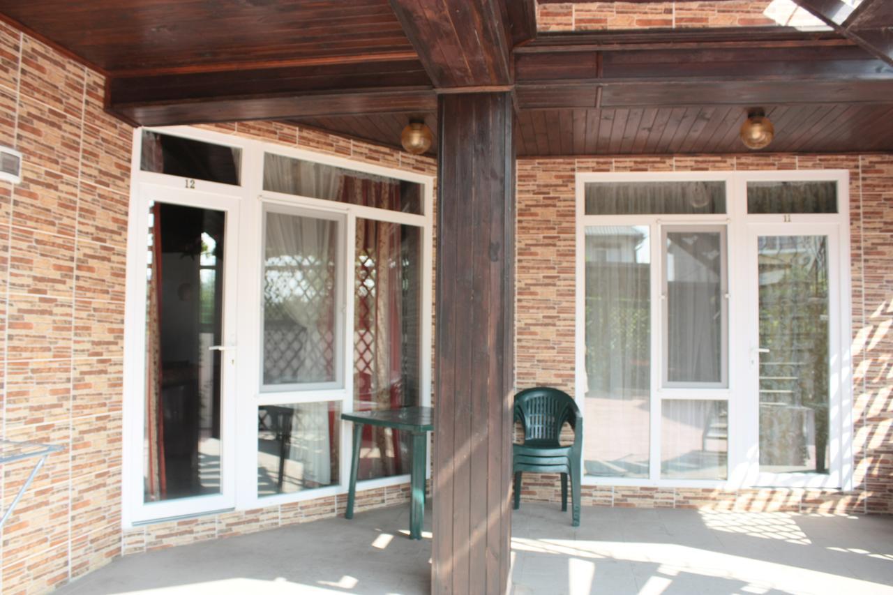 Akvitaniya Mini-Hotel 扎托卡 外观 照片